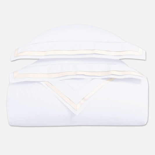 https://thomasleesheets.com/cdn/shop/products/White_and_Ivory_Chelsea_Duvet_Cover_Capture0064-457_533x.jpg?v=1646057222